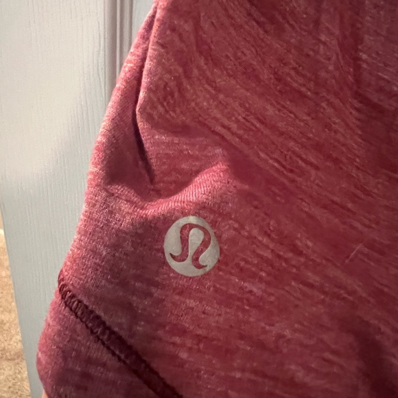 Lululemon 2 in 1 movement tank size 8 - Picture 7 of 7